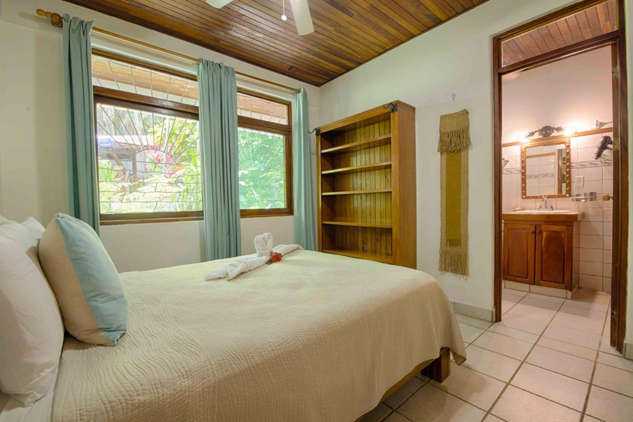 Casa Sueca Hotel - At The Beach Tamarindo Buitenkant foto