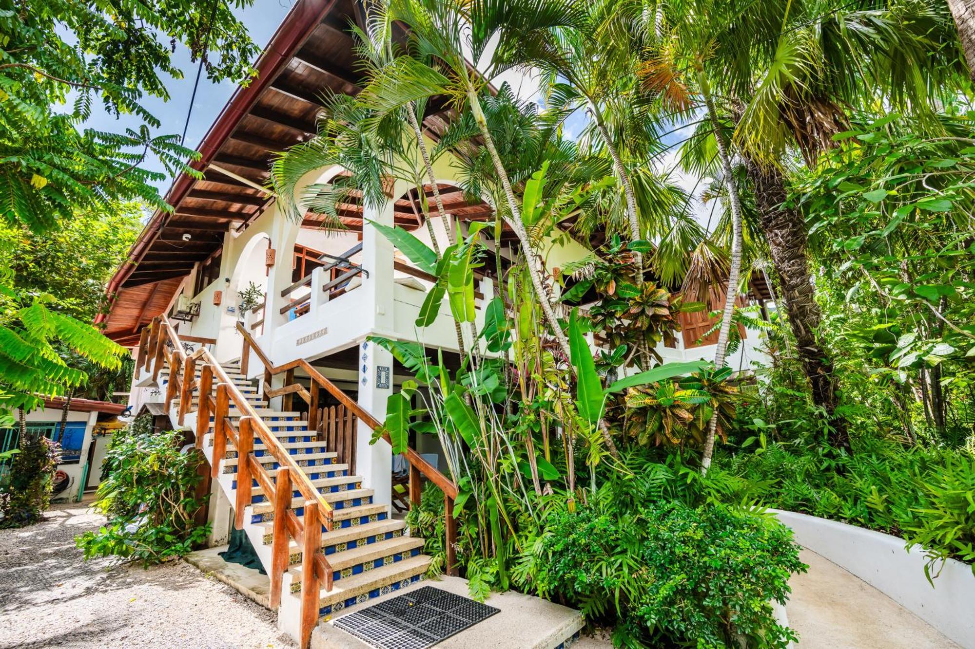 Casa Sueca Hotel - At The Beach Tamarindo Buitenkant foto