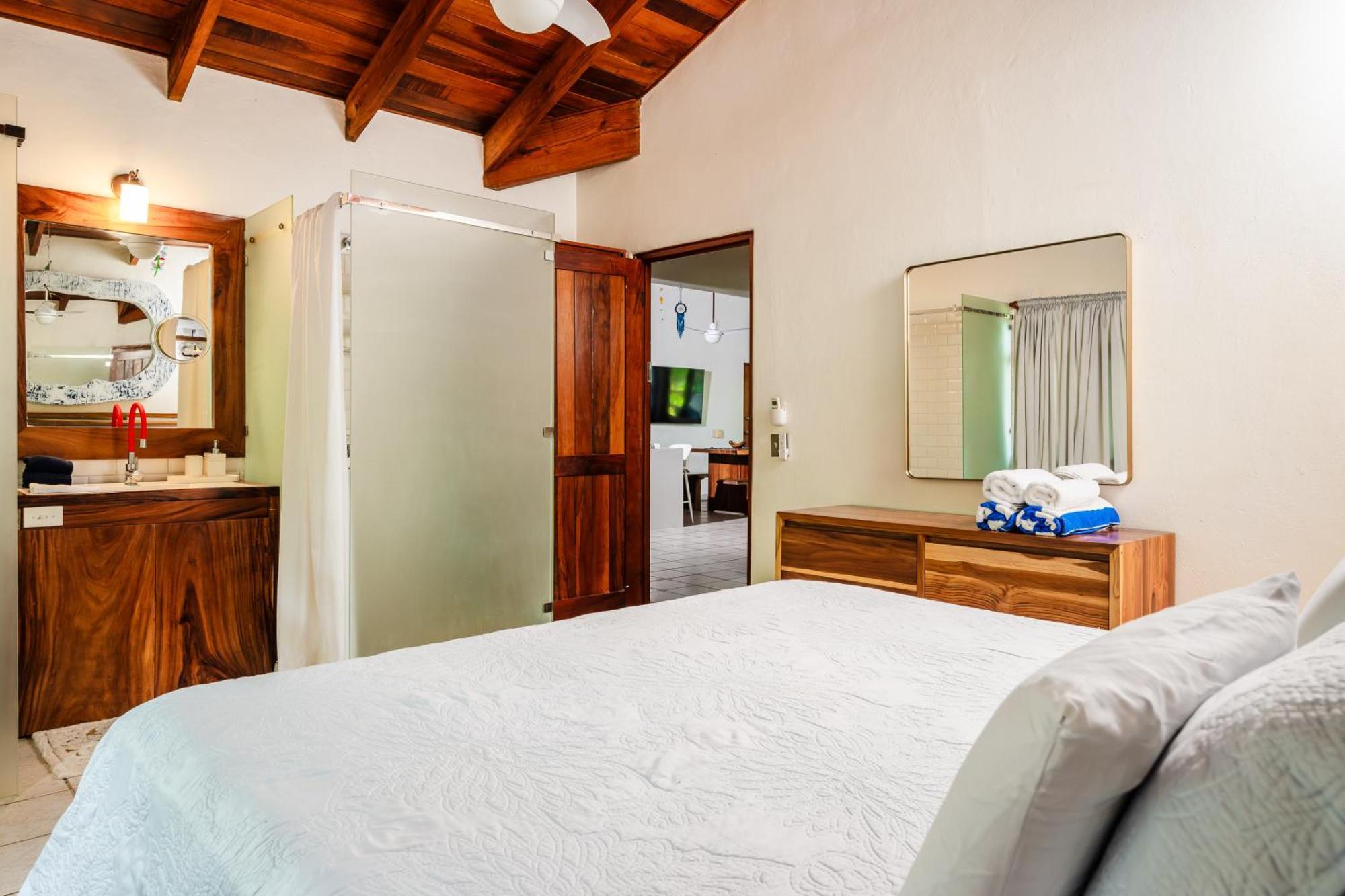 Casa Sueca Hotel - At The Beach Tamarindo Buitenkant foto